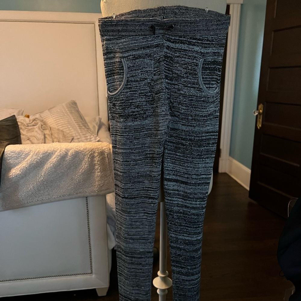 Marled Sweater Leggings